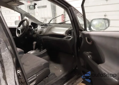 2011 Honda Fit Sport z USA, uszkodzony, nr VIN JHMGE8H58BC003453